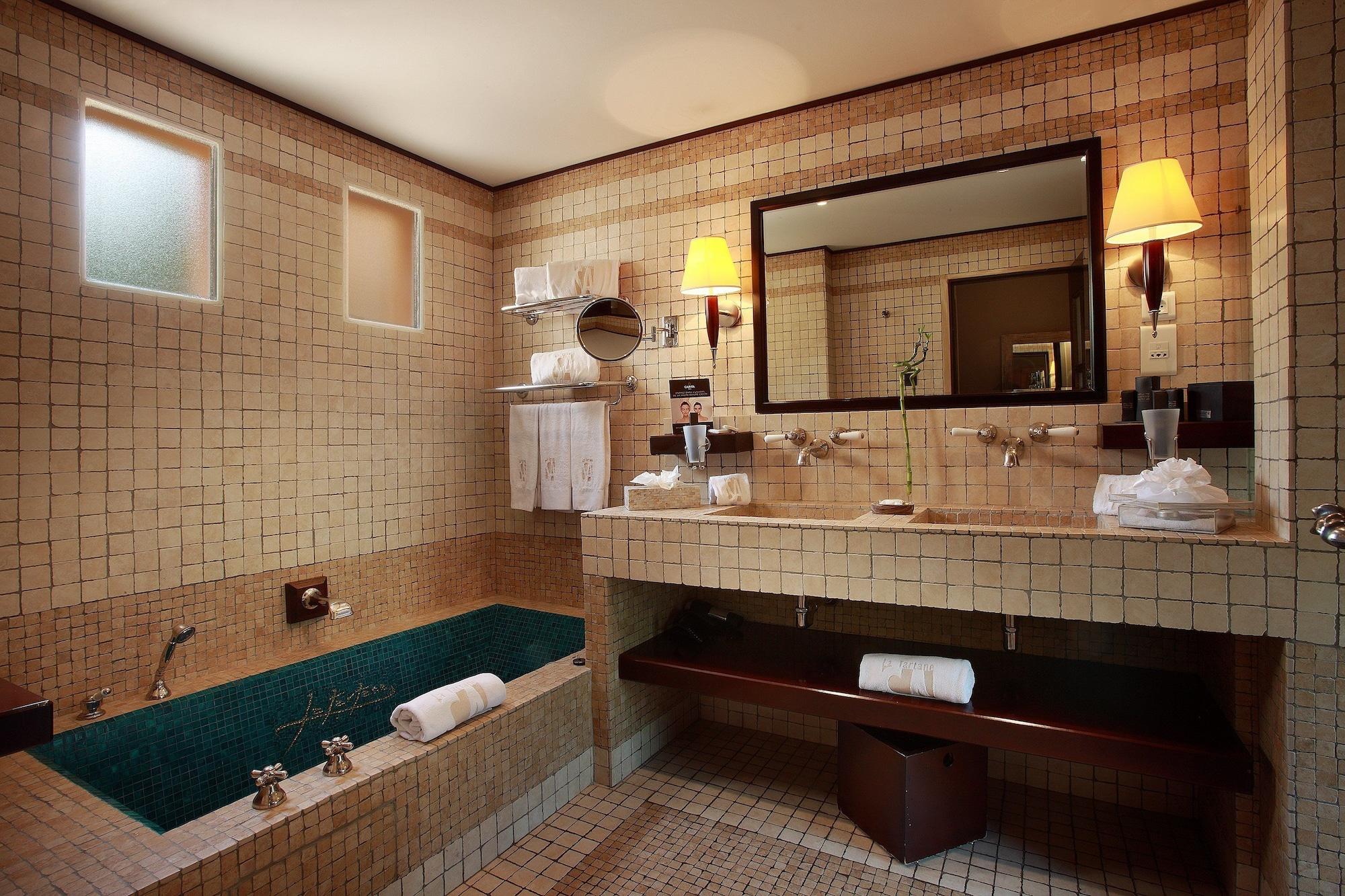 Hôtel La Tartane Saint-Tropez Extérieur photo